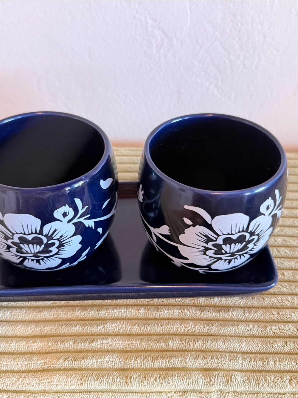 Ceramic Floral Planter Set in Dark Blue - Picture 2 of 3